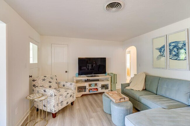 Foto del edificio - 2042 37th Ave