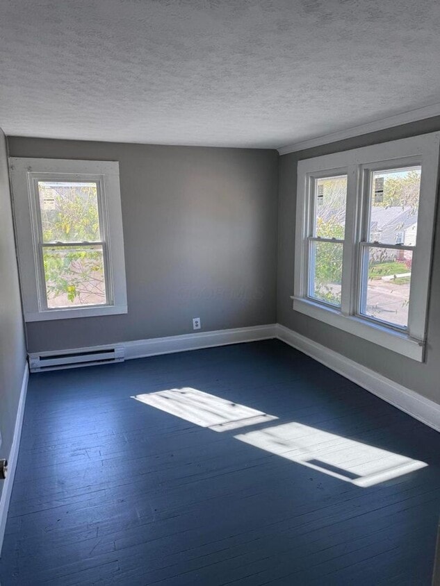 Foto del edificio - 2234 Hamilton Ave