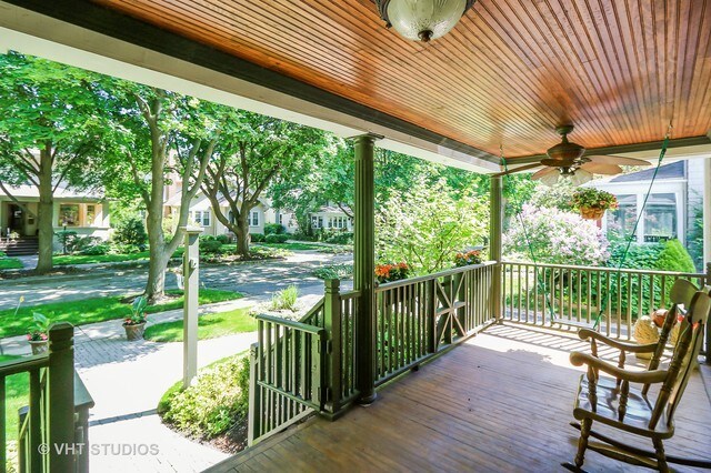 Foto del edificio - 311 Elm Ct