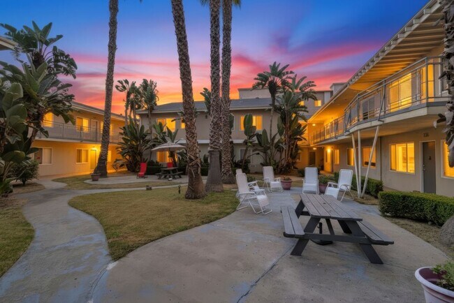 Foto del interior - 3636 W Imperial Hwy