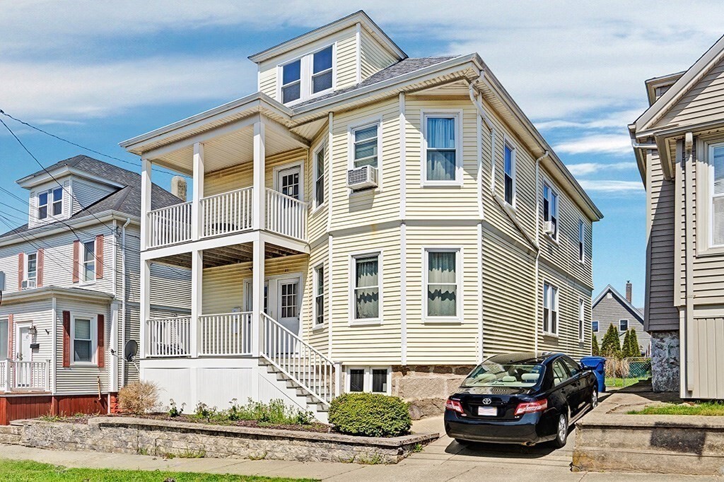 Foto principal - 81 Willard St