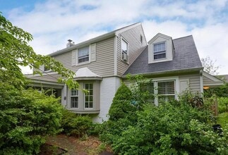 Building Photo - 100 Haskell Dr