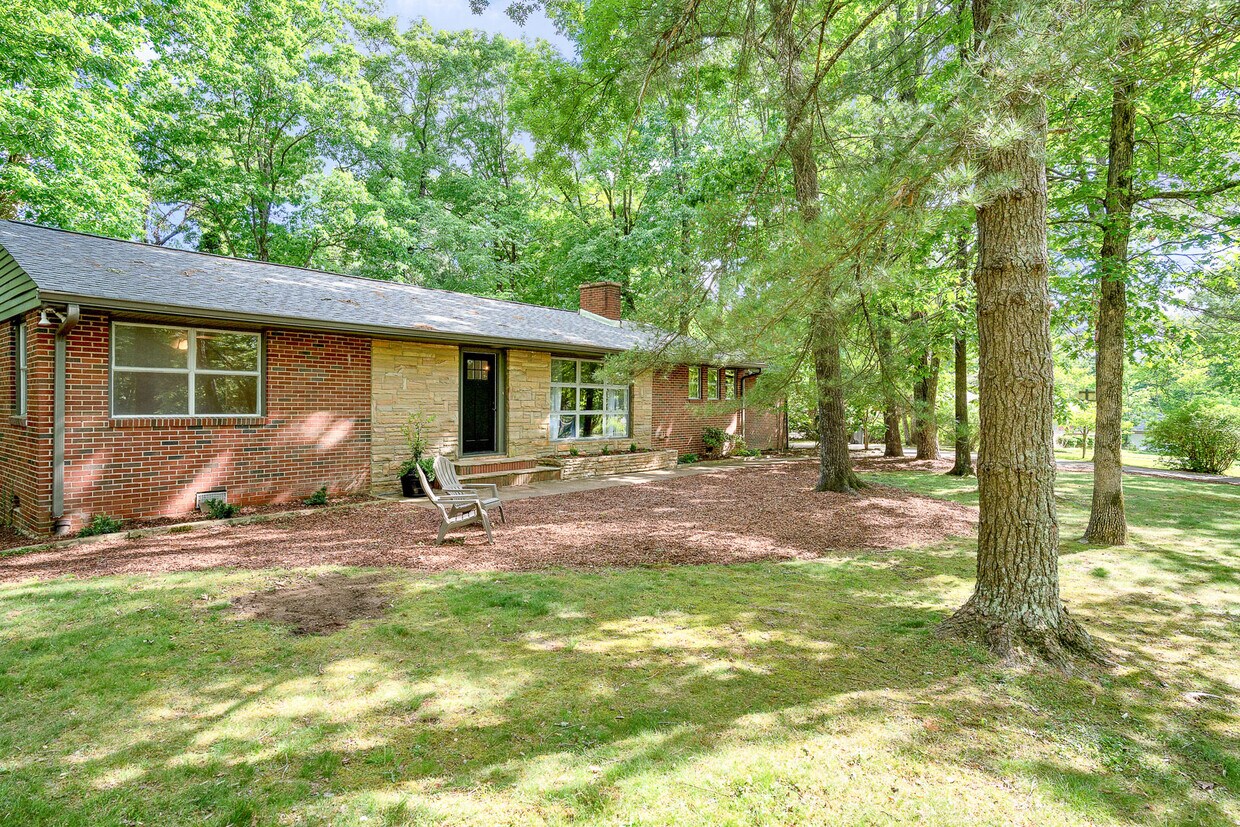 134 Norvell Dr, Signal Mountain, TN 37377 House Rental in Signal Mountain, TN