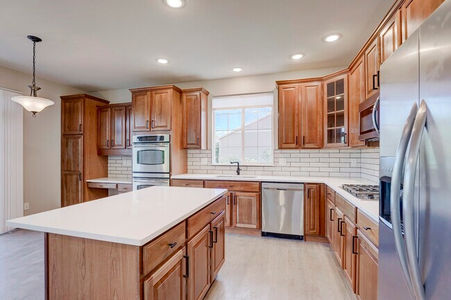 Building Photo - 6004 Nile Cir