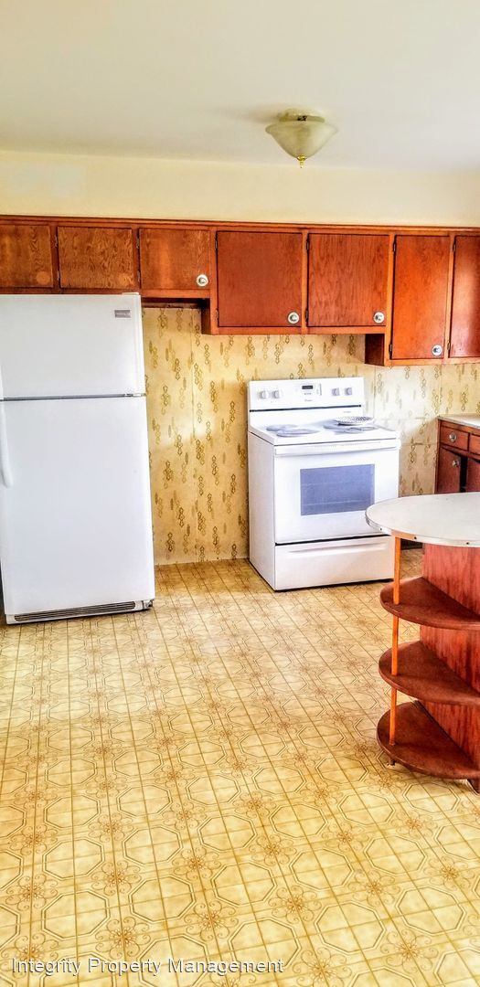Building Photo - 3 br, 1 bath House - 209 Country Club Rd
