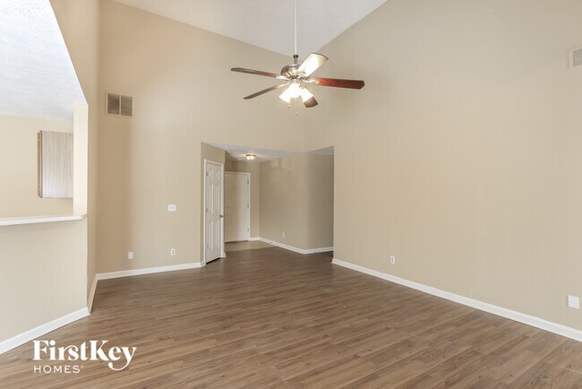 Building Photo - 8488 Misty Creek Cir