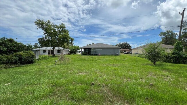 Building Photo - 851 San Filippo Dr SE