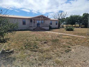 Building Photo - 1483 S Roosevelt Rd 6