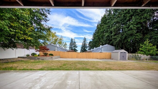 Building Photo - Refined 4BR House + private office, EV, garage, huge patio