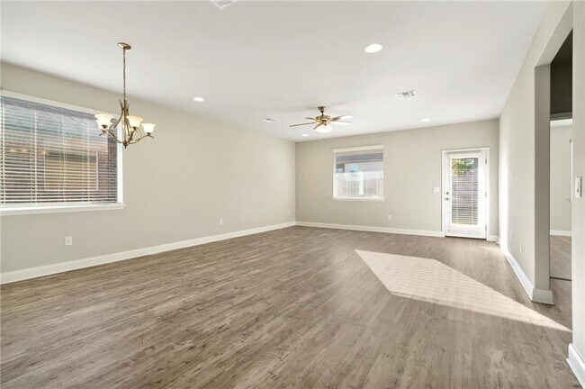 Building Photo - 9208 Margaret Jewel Ln