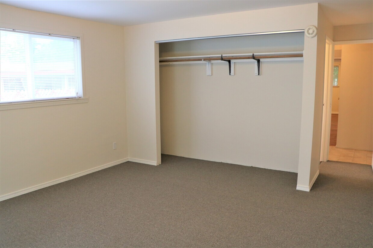 Master bedroom double closet - 3609 S 186th St