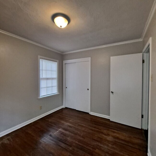 Foto del edificio - 3083 Winchester Rd