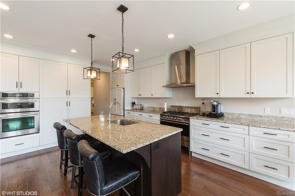 Foto principal - 290 Lake Park Dr