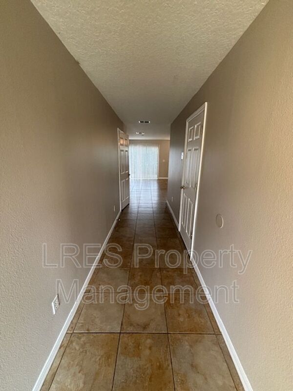 Foto del edificio - 3511 Caruso Pl