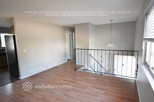 Foto del edificio - 9581 W Lake Ave
