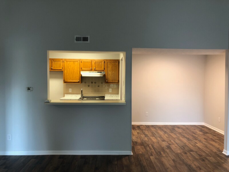Foto principal - 9620 Crosley Farm Dr