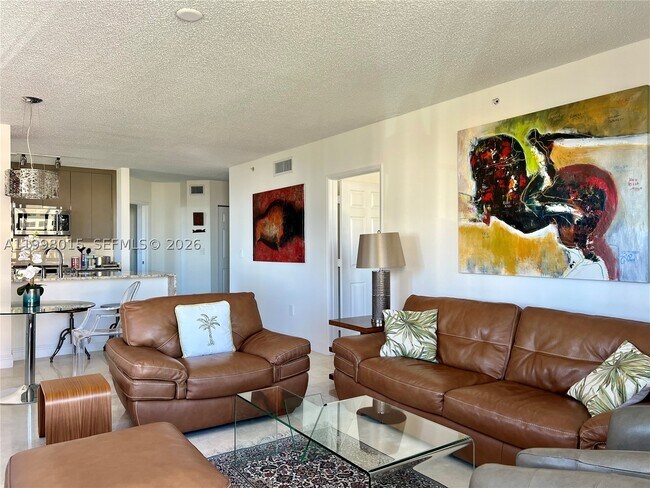 Foto del edificio - 651 Okeechobee Blvd