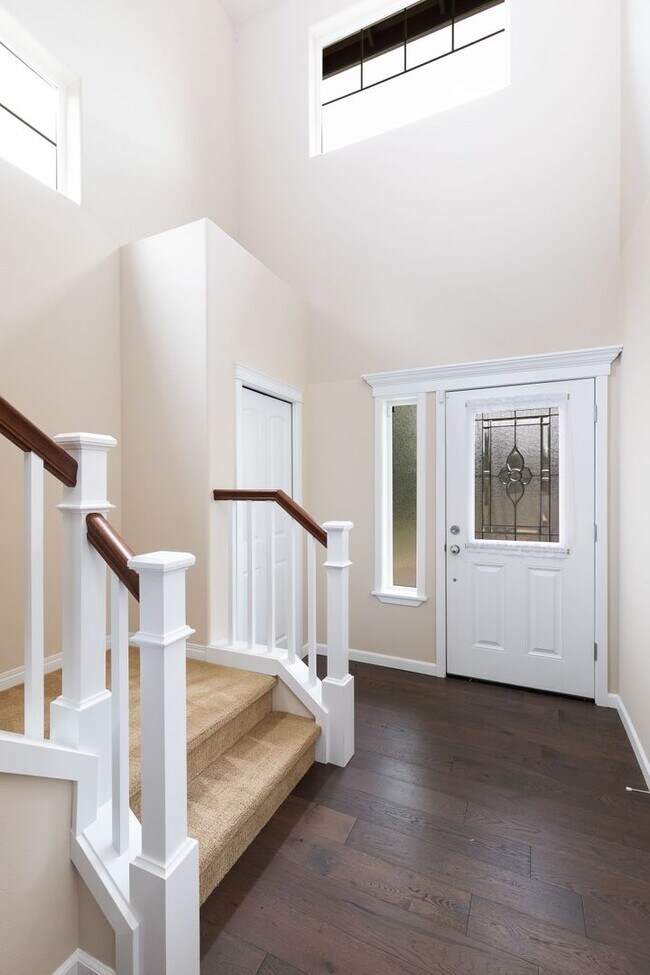 Foto del edificio - Beautiful 3 Bedroom 2.5 Bathroom Home in Bothell