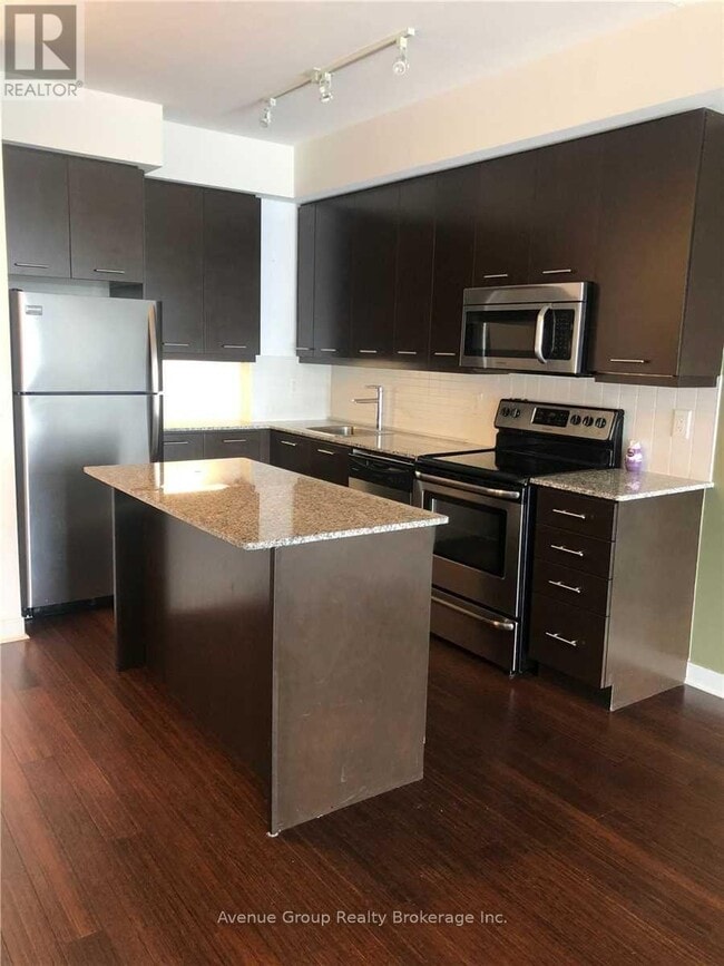 Building Photo - 360 Square One Dr