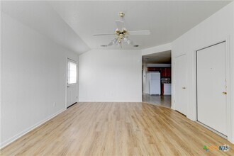 Building Photo - 605 Bermuda St