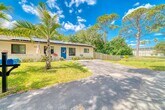 Foto principal - 2000 SW 9th St