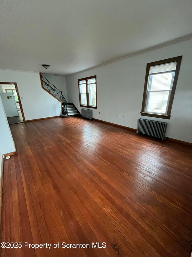 Building Photo - 2026 Margaret Ave