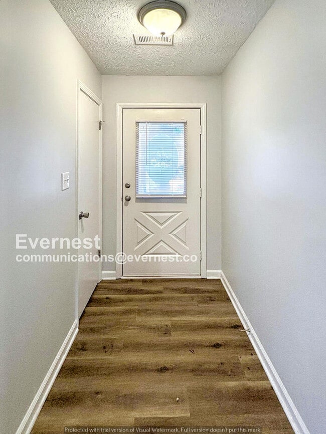 Building Photo - 95 Rosebud Ln