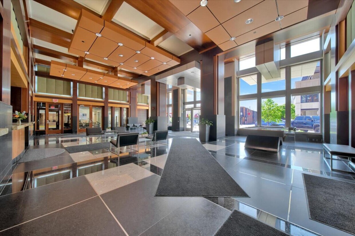 411 S Old Woodward Ave Unit 927, Birmingham, MI 48009 Condo for Rent in Birmingham, MI