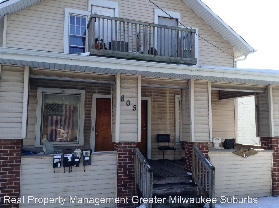 Primary Photo - 805 W Saint Paul Ave