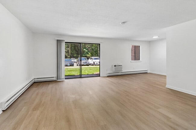 Foto del edificio - ReNew East Granby