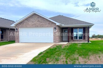 Building Photo - 301 Molly Dean Dr