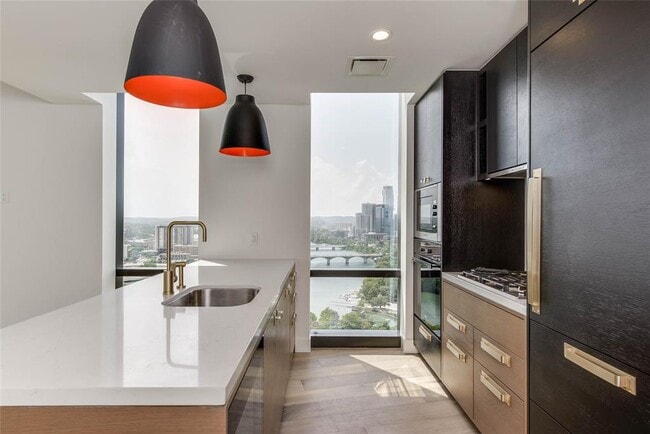 Foto del edificio - 70 Rainey St