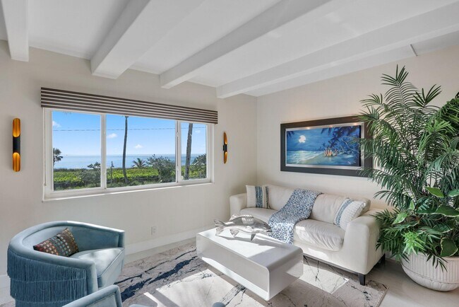 Building Photo - 250 S Ocean Blvd
