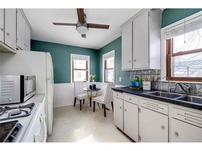 Building Photo - 5504 Nokomis Ave