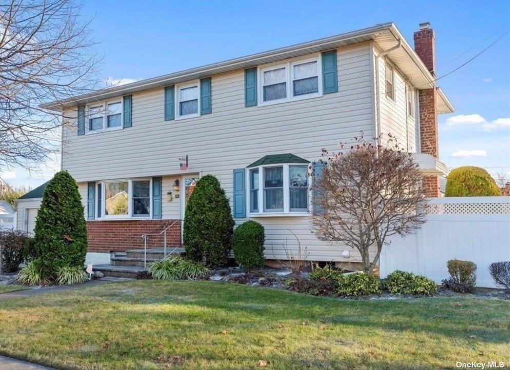 Primary Photo - 22 Colony St