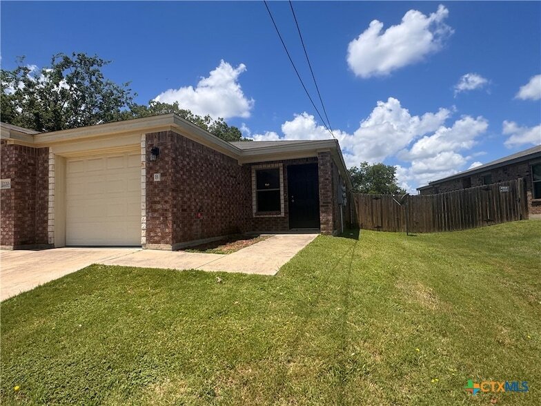 Foto principal - 2204 Indian Trail