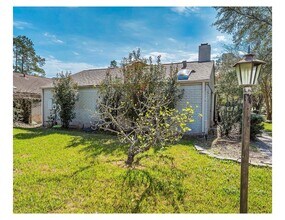 Building Photo - 13902 Paradise Valley Dr