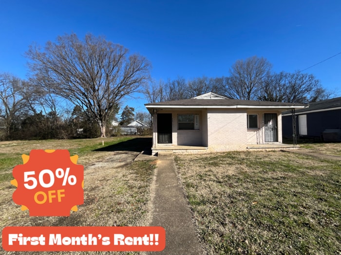 Primary Photo - Charming 3-Bedroom Duplex Near CHI Memoria...