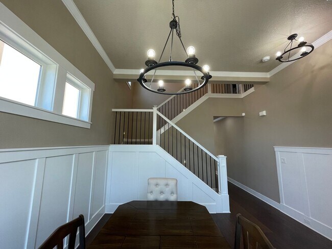 Building Photo - 4Bd/3Ba Bethany Home in Storybook Neighbor...