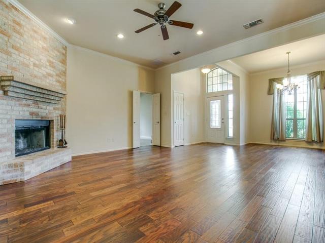 Building Photo - 1708 Rockview Dr