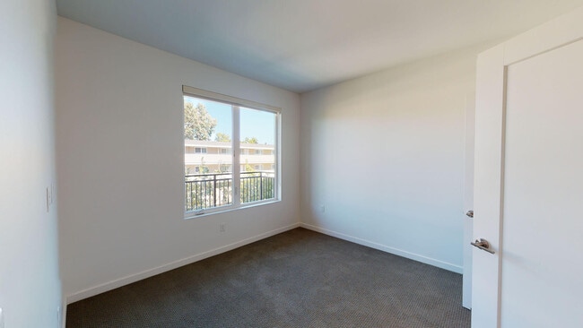 Interior Photo - Verve
