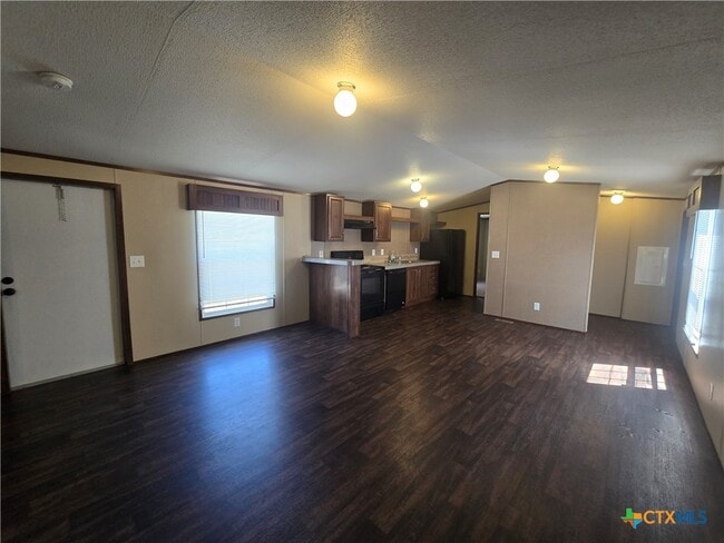 Building Photo - 1911 Wald Rd