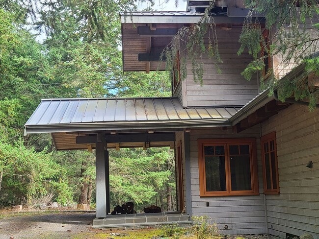 Foto del edificio - Lovely Rental Home on Cady Mountain