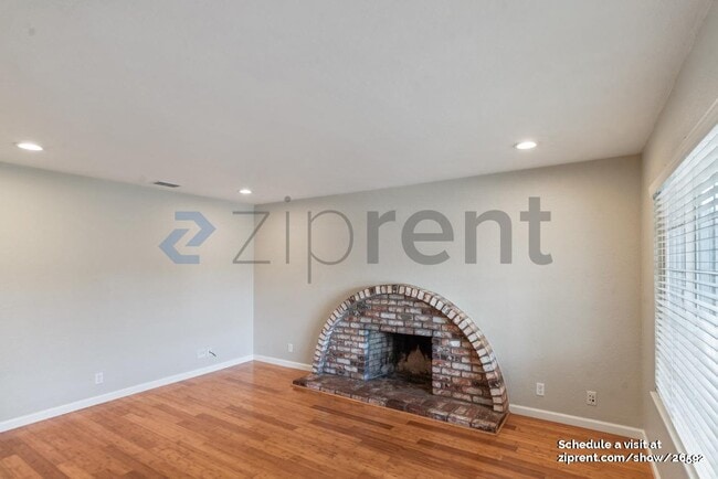 Foto del edificio - 1872 Anne Marie Ct