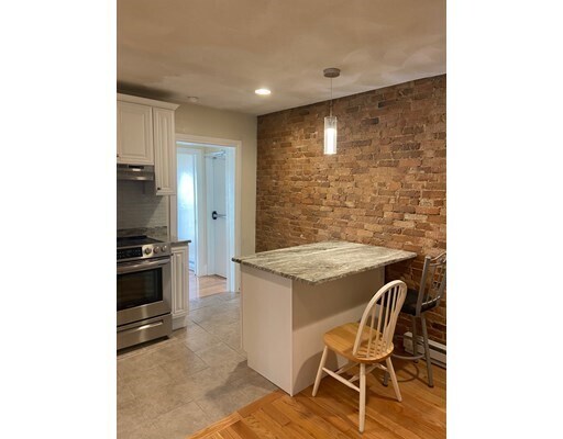 Foto del edificio - 799 E 3rd St