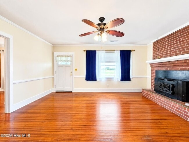 Building Photo - 546 Meadstown Rd