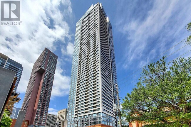 Photo du bâtiment - 609 Sherbourne St