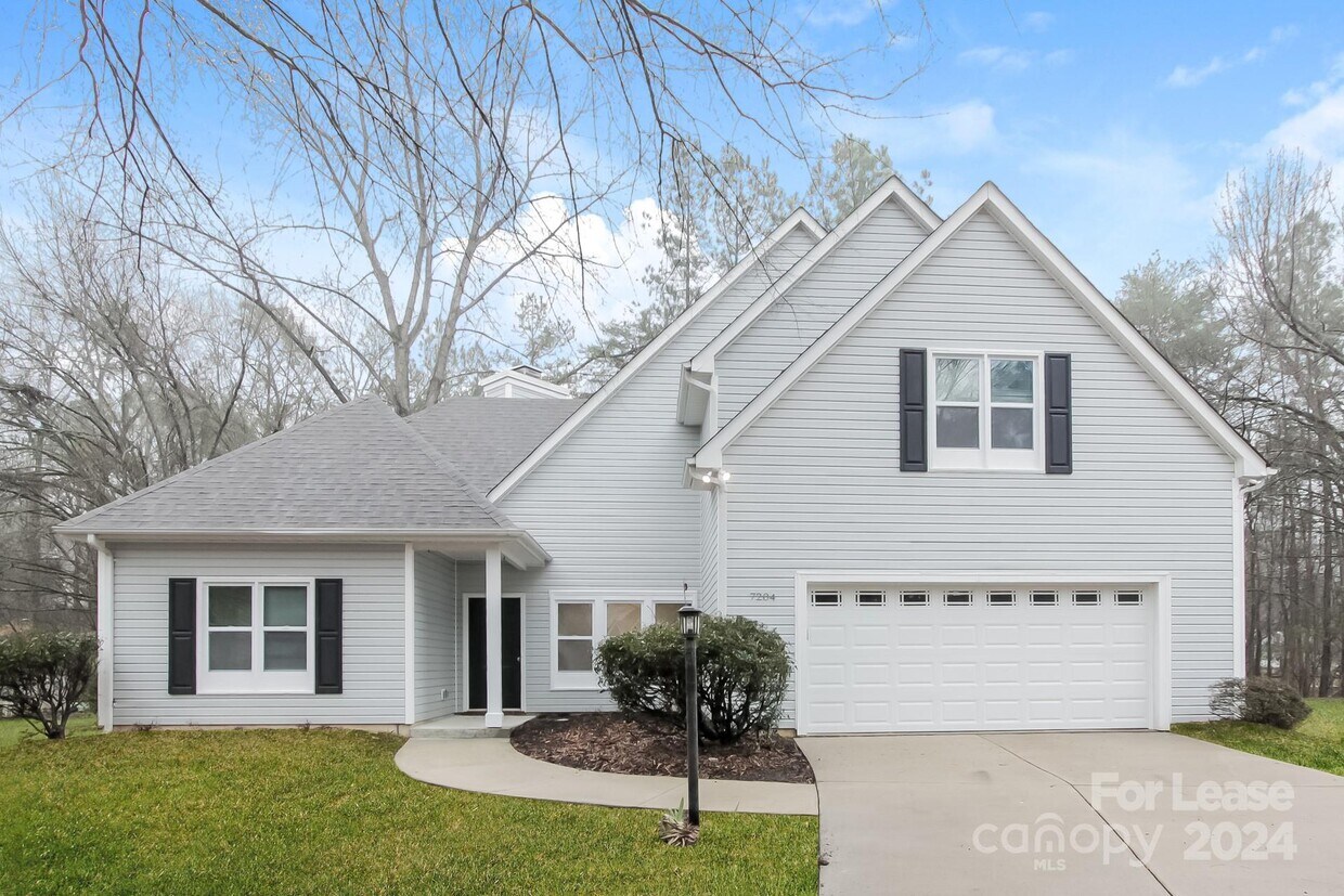 7204 Bevington Oaks Ct, Charlotte, NC 28277 House Rental in Charlotte