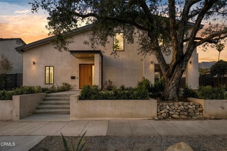 Building Photo - 611 W Claremont St