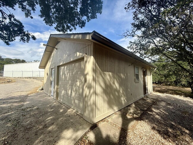 Building Photo - Tranquility Meets Flexibility — Canyon Lak...